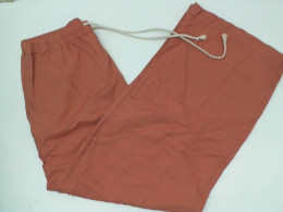 Women's pink pants Women's pink pants