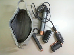 USED Dyson + 5 Nozzles, gray case