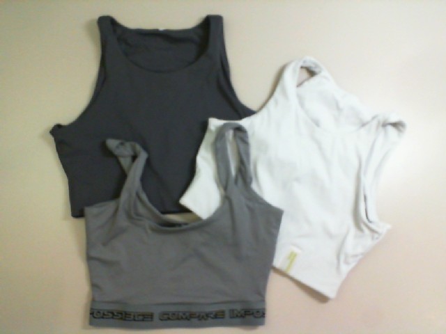 Set of 3 Women's Sports Tops Set of 3 Women's Sports Tops