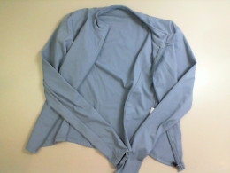 Purple sports jacket with zip