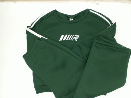 Set of 2 Green children's sweater and green winter pants Set of 2 Green children's sweater and green winter pants