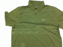 Green short-sleeved shirt  oversize 