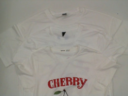 Set of 3 Women's white round neck t-shirt 