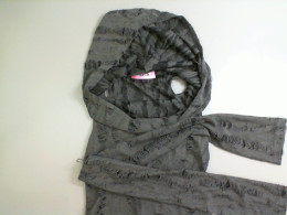 Top with hood + armbands