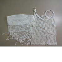 Set of 2 lace tops Set of 2 lace tops