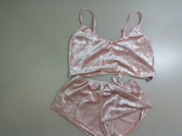 Set of velor shorts+top