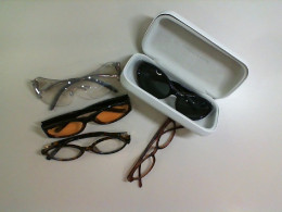 Set of 5 sunglasses