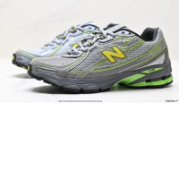 Secondhand NB sneakers 574