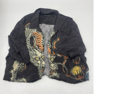 Black men's shirt with dragon print Black men's shirt with dragon print