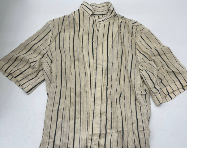 Shortsleeves stripped shirt Shortsleeves stripped shirt