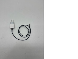 Charging kit: adapter + type C cable Charging kit: adapter + type C cable