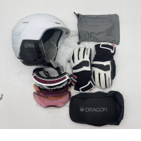 Snowboarding guard kit : helmet, glasses ,gloves