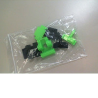 Set of 6 plastic fasteners