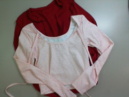 Set of 2 long sleeve sweaters