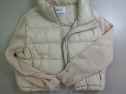 Children's beige jacket with zipper