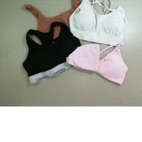 Set of 4 sports tops