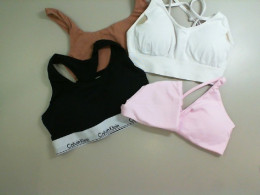 Set of 4 sports tops