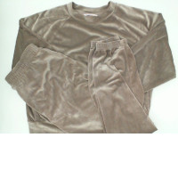 Set of  2 Green long-sleeved shirt and long pants pajamas 