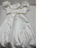 Set of 2 Women's white strapless top and women's white long skirt 