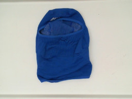 Blue swimming mask Blue swimming mask