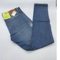 Men's Levi's light blue jeans size 32 Men's Levi's light blue jeans size 32