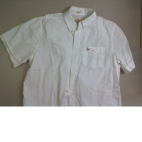 White short sleeve shirt White short sleeve shirt