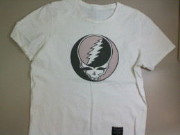 White men's t-shirt White men's t-shirt