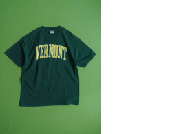 Dark green t-shirt with VELMONT print Dark green t-shirt with VELMONT print
