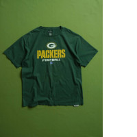 Dark green PACKERS t-shirt