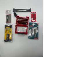 Set of tool attachments