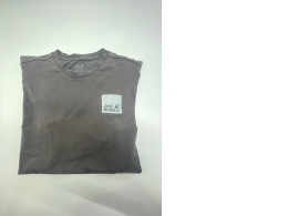 Grey men's t-shirt size L