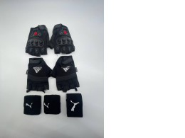 Cyclist's kit: 2 pairs of gloves 2 wristbands