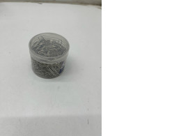 Set of paper clips Set of paper clips