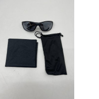Men's sunglasses with bag