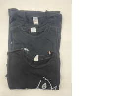 Set of 3 black t-shirts with pattern