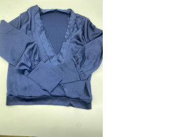 Women's purple v-neck long-sleeved shirt 