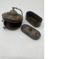 Set of iron thai box