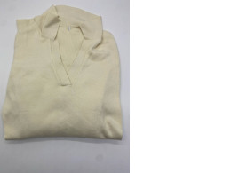 Women's cream-colored long-sleeved collared sweater 