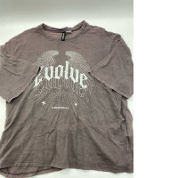 Black short sleeve round neck t-shirt