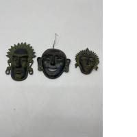 Set of 3 iron souvenir figurines in the form of a face