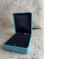 Empty TIFFANI Jewelry Box