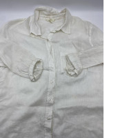 Women's white long-sleeved shirt Women's white long-sleeved shirt