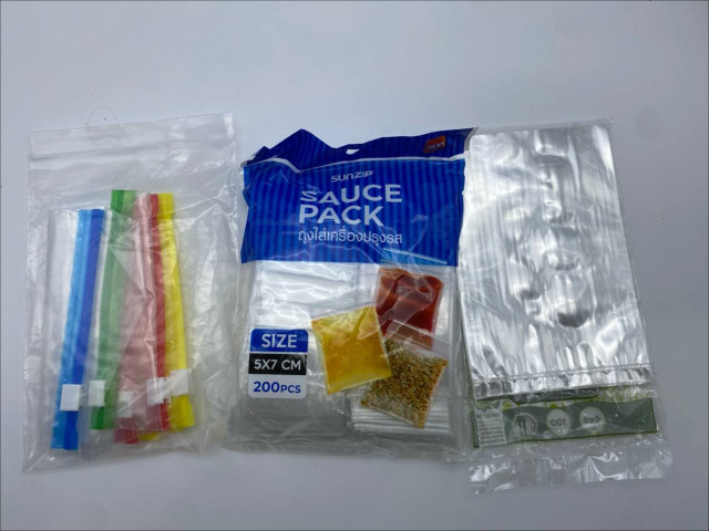 Set of 3 Ziplock plastic bags Set of 3 Ziplock plastic bags