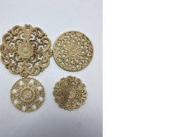 Set of 4 Coasters with carved patterns Set of 4 Coasters with carved patterns