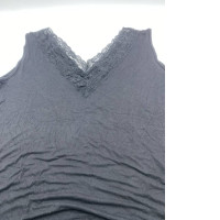 Women's black v-neck sleeveless top 