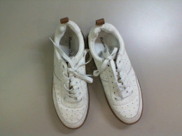 White leather sneakers White leather sneakers