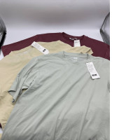 Set of 3 UNIQLO synthetic t shirts size XL