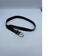 Men's brown belt Men's brown belt