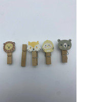 Set of 4 Animal Clothes Pegs 