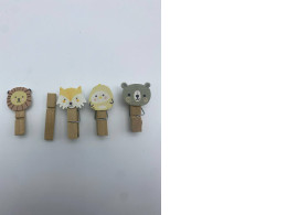 Set of 4 Animal Clothes Pegs Set of 4 Animal Clothes Pegs